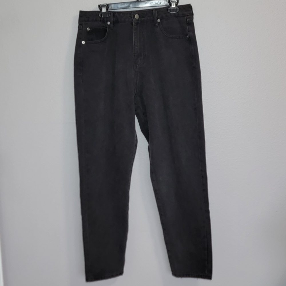 Fashion Nova JuniorLet's Rewind Mom  Black Jeans/ Size 11